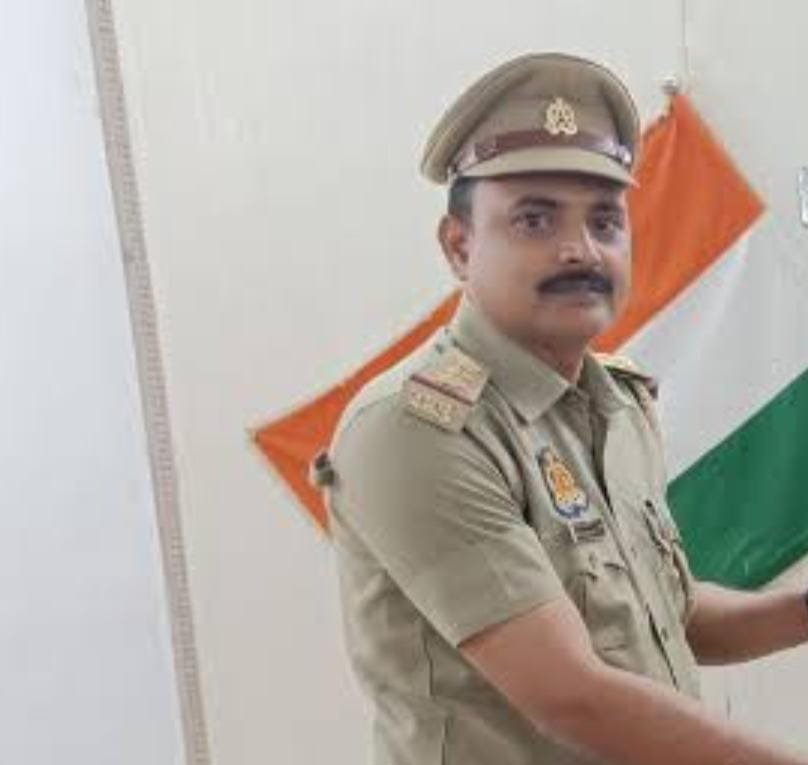 निलंबित और पूर्व थानेदार ज्ञानेन्द्र राय